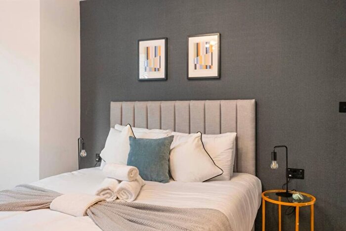 1 Bedroom Studio To Rent In Kilburn Park Rd, London, NW6