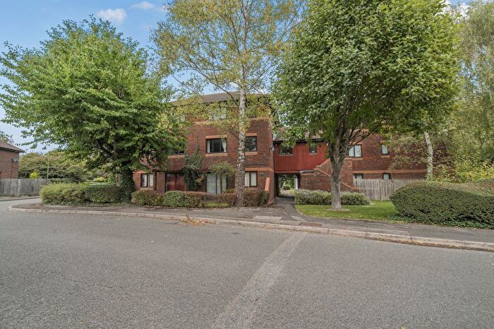 1 Bedroom Flat For Sale In Didcot, Oxfordshire, OX11