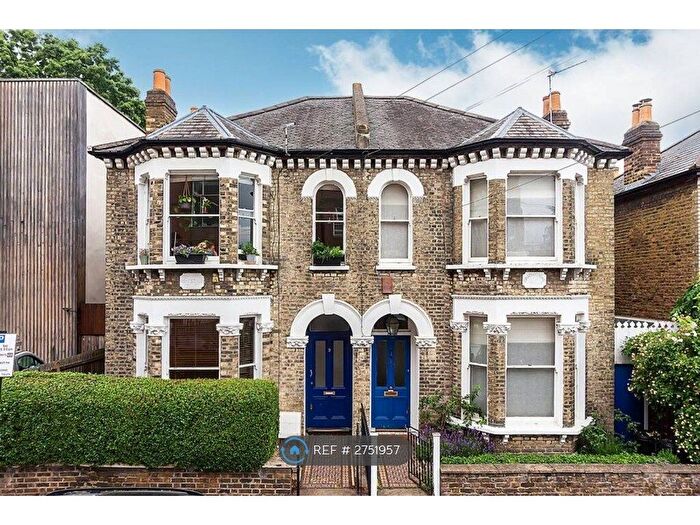 1 Bedroom Flat To Rent In London, London, SW11