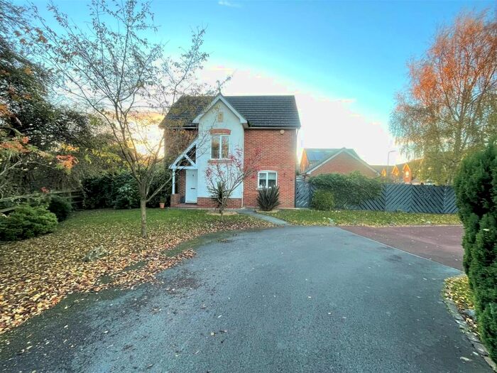 Houses for sale & to rent in TS19 8BT, Killerby Close, Hardwick And