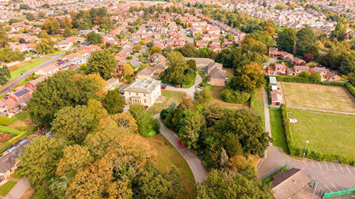1 Bedroom Retirement Property For Sale In Arnoldfield Court On Gonerby Hill Foot, Grantham, NG31