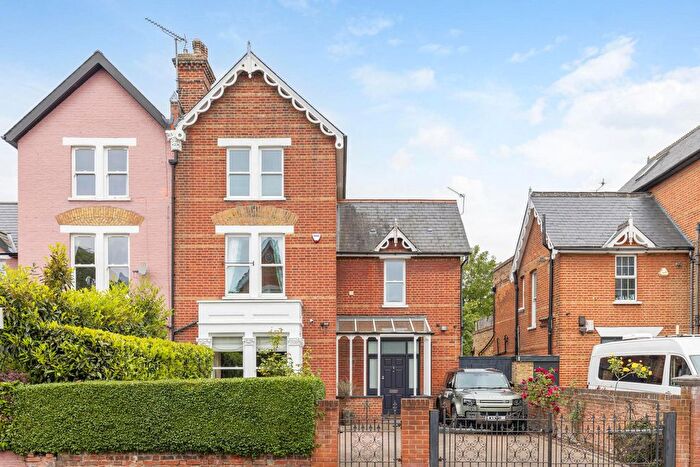 5 Bedroom Semi-Detached House For Sale In Perryn Road, London, W3