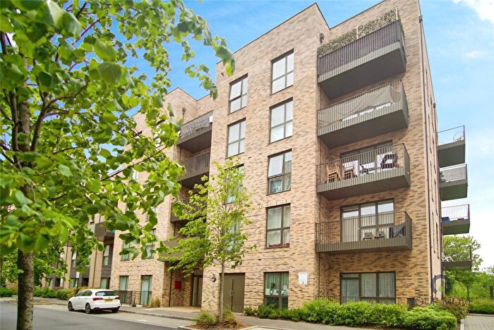 2 Bedroom Flat For Sale In Arthur Street, Erith, DA8