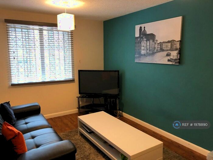 6 Bedroom Terraced House To Rent In Gadd Street, Nottingham, NG7