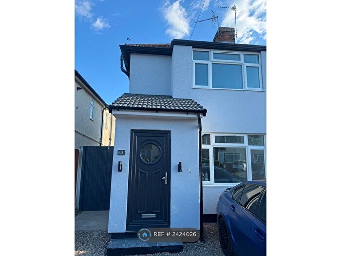 3 Bedroom Semi-Detached House To Rent In Warwick Avenue, Egham, TW20