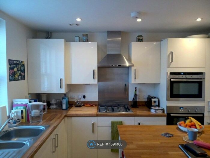 4 Bedroom Terraced House To Rent In Union Street, Rochester, ME1