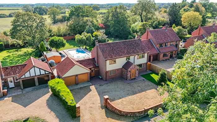3 Bedroom Detached House For Sale In Lynn Road, Grimston, King's Lynn, Norfolk, PE32