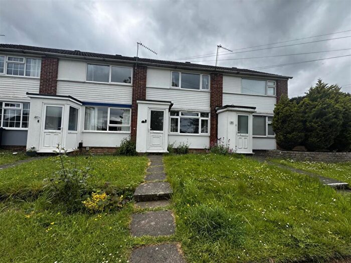 2 Bedroom House To Rent In Freemantle Road, Rugby, CV22