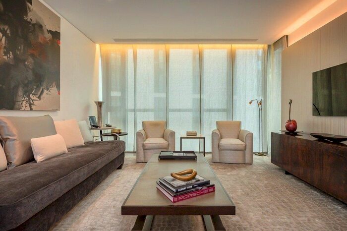 1 Bedroom Flat For Sale In The Knightsbridge Apartments, Knightsbridge, SW7