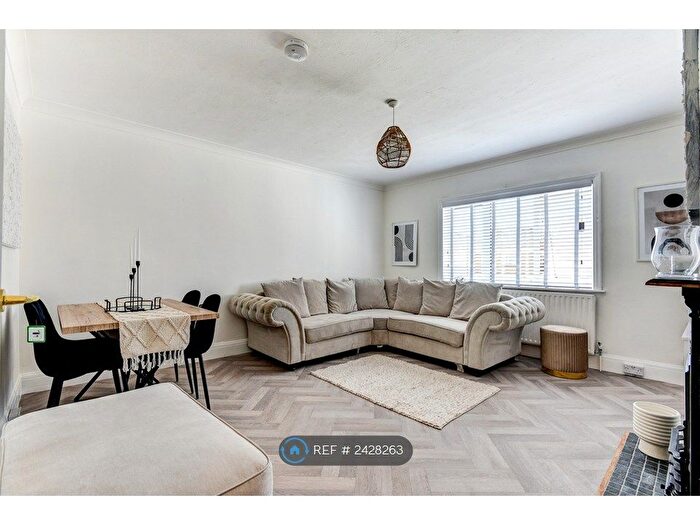 5 Bedroom Semi-Detached House To Rent In Stocker Road, Bognor Regis, PO21