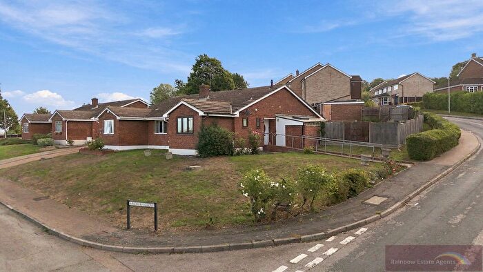 3 Bedroom Semi-Detached Bungalow For Sale In Archery Close, Cliffe Woods, Rochester, ME3