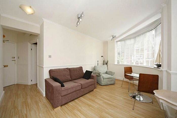 1 Bedroom Flat To Rent In Sloane Avenue, SW3