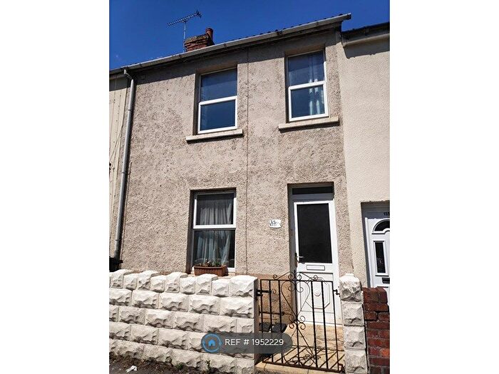 2 Bedroom Flat To Rent In Swindon, Swindon, SN1