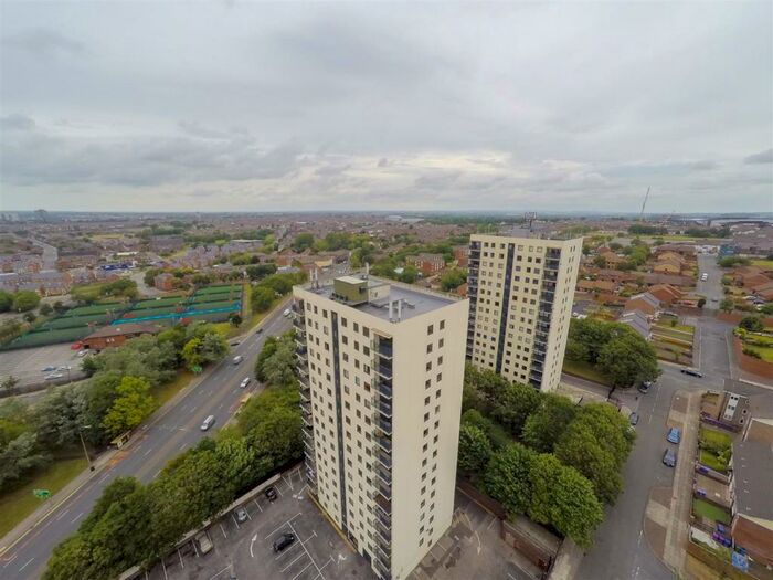 3 Bedroom Flat To Rent In Apt Candia TowersJason StreetLiverpool, L5