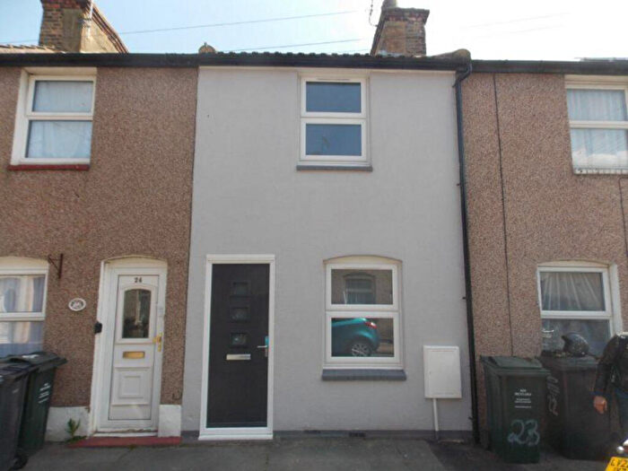 2 Bedroom Terraced House To Rent In Sun Road, Swanscombe, DA10
