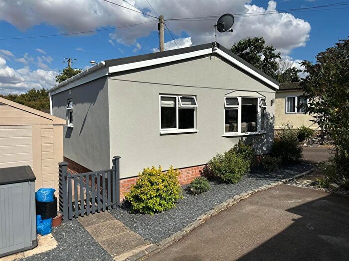 1 Bedroom Park Home For Sale In Saxon Park, Barretts Lane, Needham Market, IP6