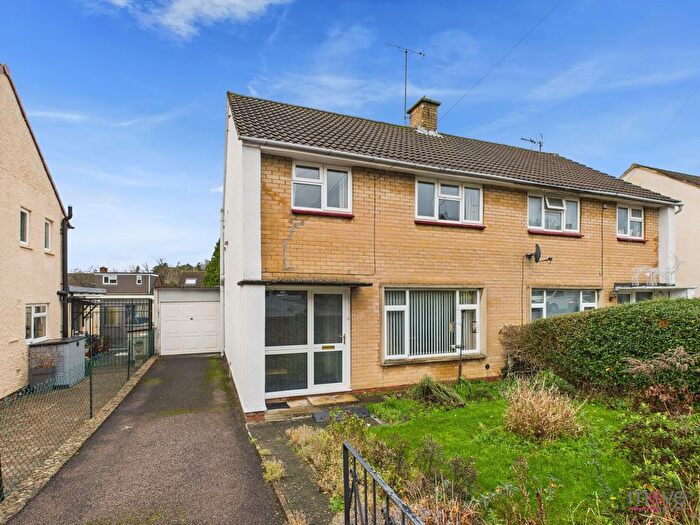 3 Bedroom Semi Detached House For Sale In Castlefields Road, Charlton Kings, GL52