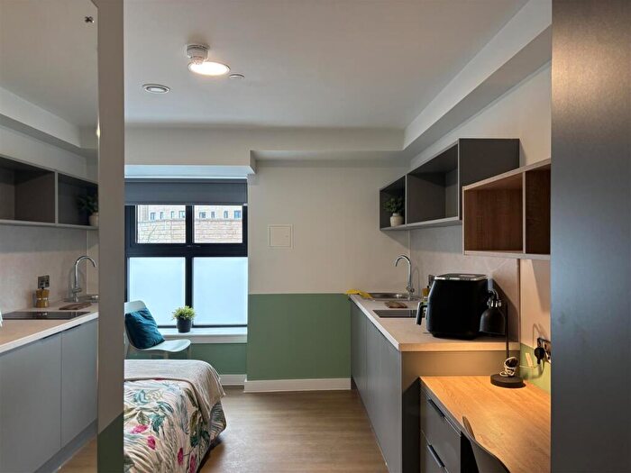 1 Bedroom Private Hall To Rent In The Pump House, Lancaster, LA1