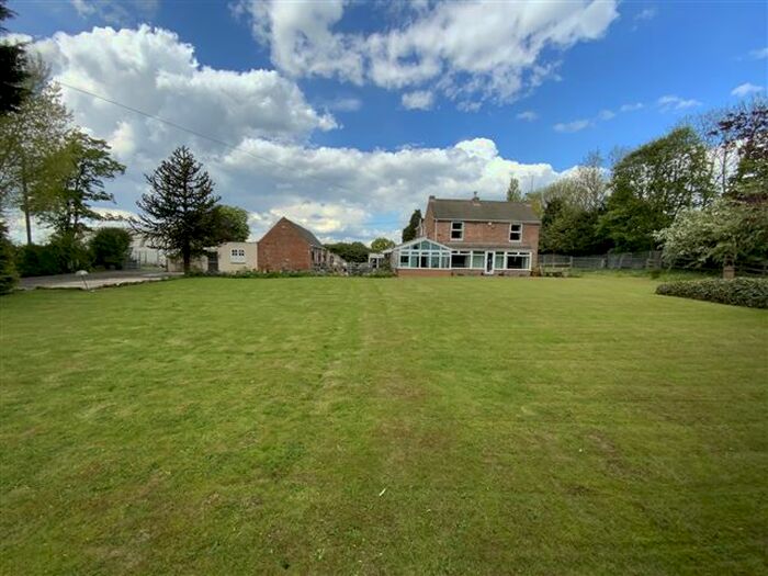 5 Bedroom Detached House For Sale In Worksop Road, Aston Common, Sheffield, S26