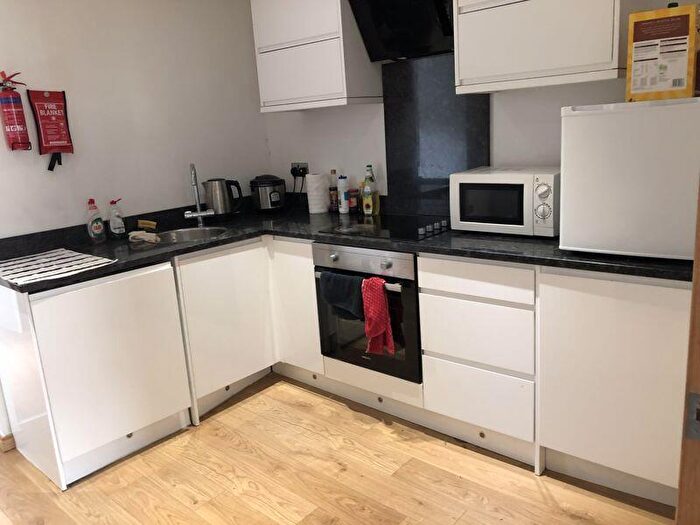 2 Bedroom Flat To Rent In Falconers Court, Newcastle Upon Tyne, NE1