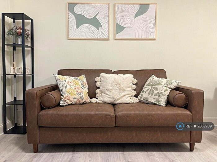 2 Bedroom Flat To Rent In Hutton Terrace, Jesmond, Newcastle Upon Tyne, NE2