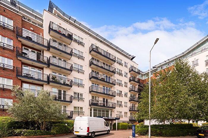 2 Bedroom Flat For Sale In Seven Kings Way, Kingston Upon Thames, KT2