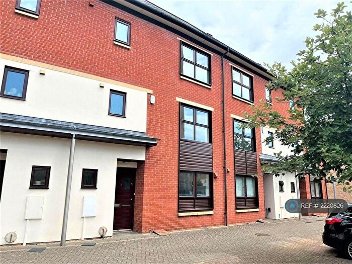 4 Bedroom Terraced House To Rent In Tower Square, Northampton, NN5