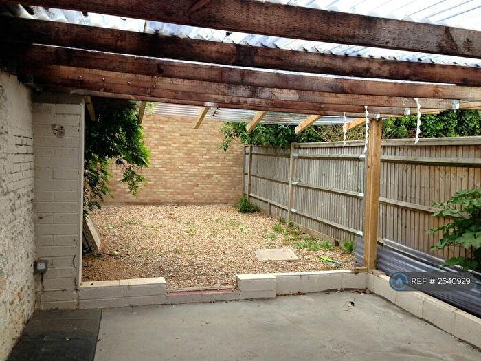 2 Bedroom Flat To Rent In Station Road, Portslade, BN41