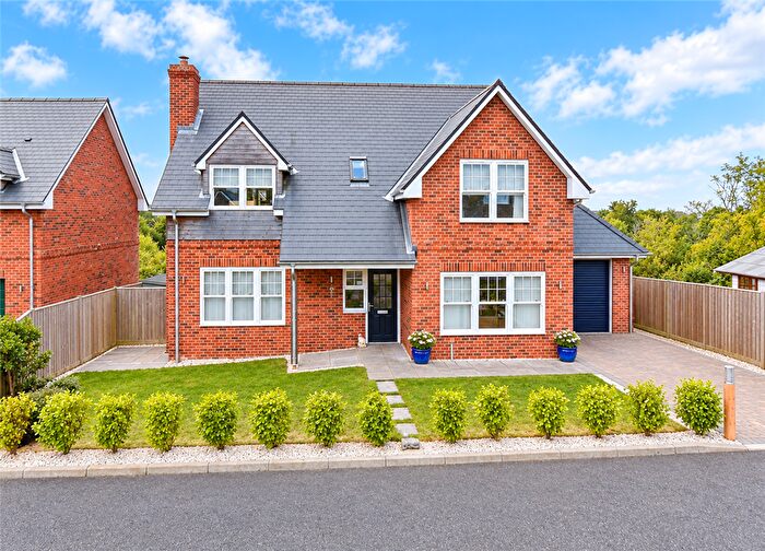 4 Bedroom Detached House For Sale In Baring Road, Cowes, Isle Of Wight, PO31