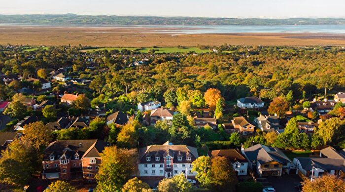 3 Bedroom Penthouse To Rent In Telegraph Road, Heswall, Wirral, CH60