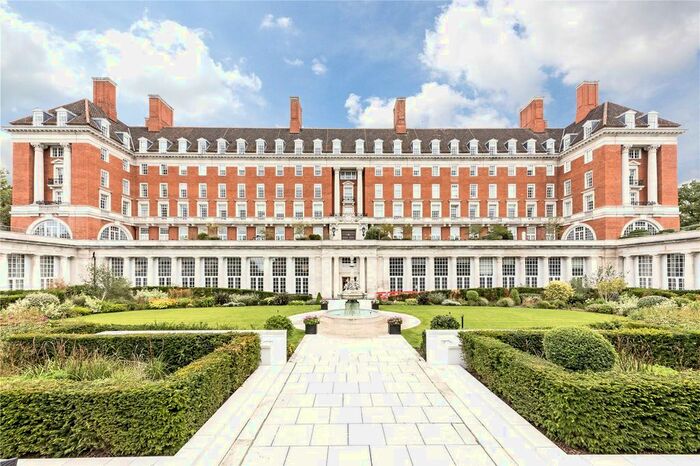 1 Bedroom Flat To Rent In Star &amp; Garter House, Richmond Hill, Richmond, TW10