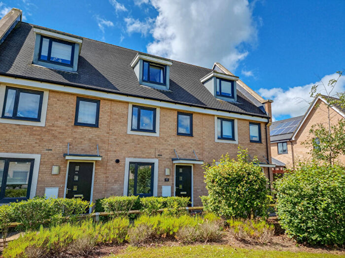 3 Bedroom Town House For Sale In Fleming Way, Withersfield, Haverhill, CB9