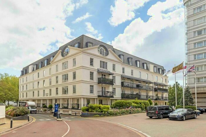2 Bedroom Apartment To Rent In Chelsea Harbour, London, SW10