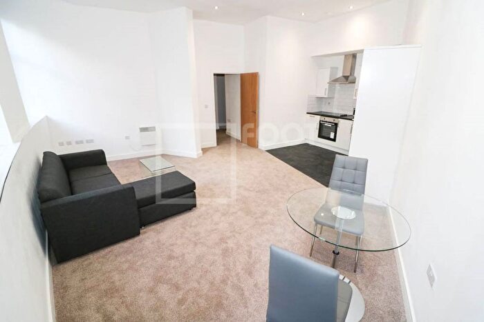 1 Bedroom Flat To Rent In Law Russell House, Bradford, Little Germany, BD1