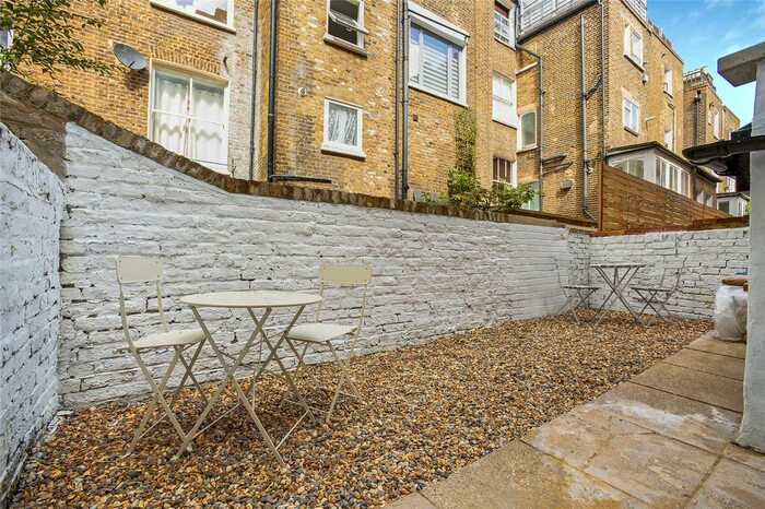 Studio To Rent In Castletown Road, London, W14