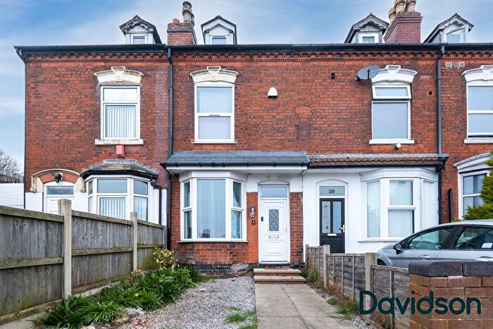 4 Bedroom End Terrace House To Rent In Wiggin Street, Birmingham, B16
