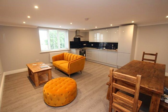 2 Bedroom Flat To Rent In Derby Road, Nottingham, NG7