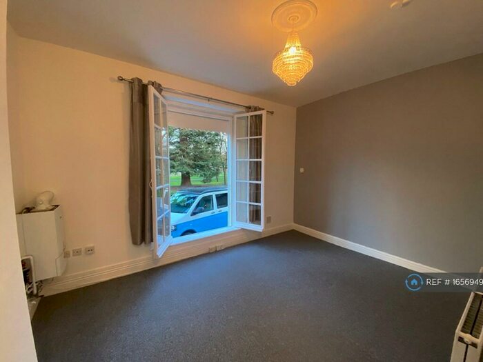 1 Bedroom Flat To Rent In Spa Villas, Gloucester, GL1