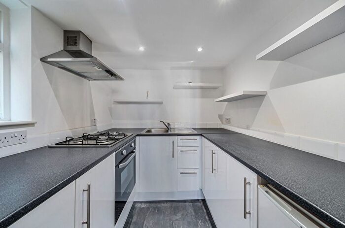 Studio To Rent In Arran Road, London, SE6