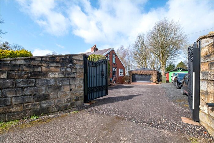 3 Bedroom Semi Detached House For Sale In Moseley Road, Burnley, Lancashire, BB11