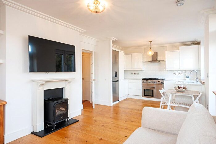 1 Bedroom Flat To Rent In Classinghall House, Kersfield Road, London, SW15