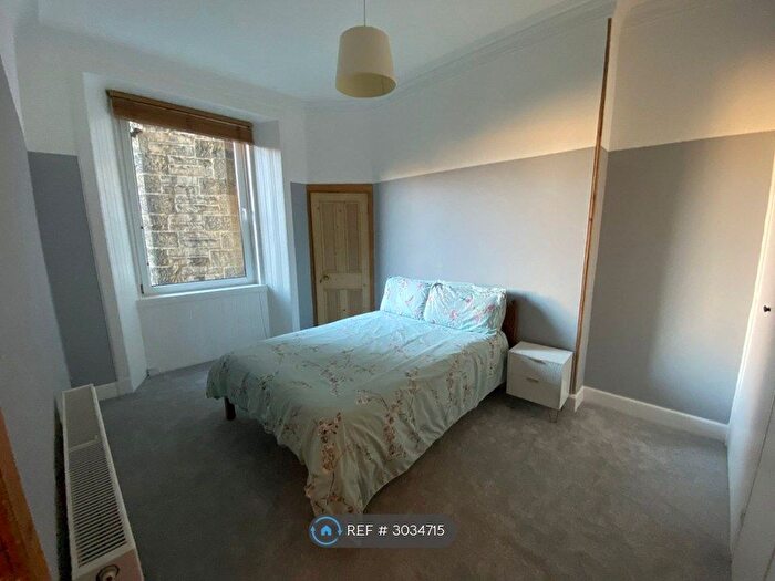 1 Bedroom Flat To Rent In Dalgety Street, Edinburgh, EH7