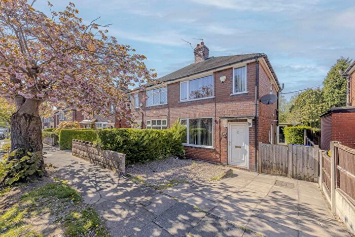 2 Bedroom Semi Detached House For Sale In Barry Avenue, Bucknall, ST2