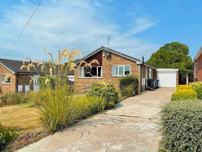 2 Bedroom Bungalow For Sale In Baslow Crescent, Barnsley, South Yorkshire, S75
