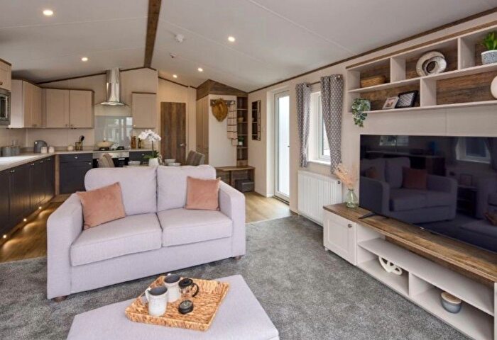2 Bedroom Lodge For Sale In Fenny Bentley, Ashbourne, DE6