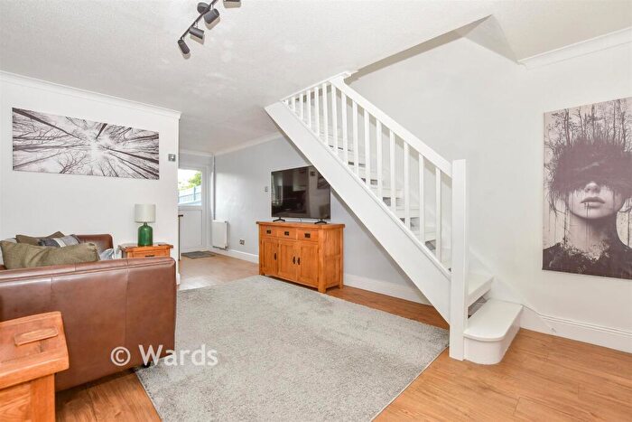 2 Bedroom End Of Terrace House For Sale In Baywell, Leybourne, Kent, ME19