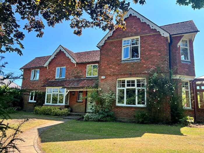 5 Bedroom Detached House For Sale In Fosten Lane, Biddenden, Kent, TN27