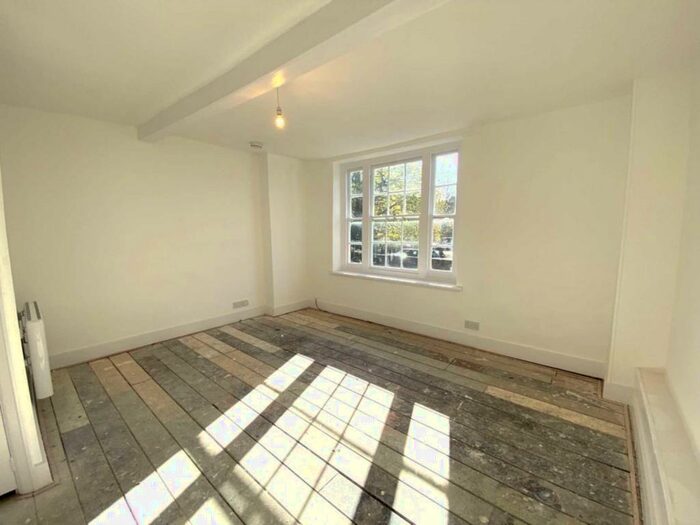 1 Bedroom Flat To Rent In Ivy Lane, Canterbury, CT1