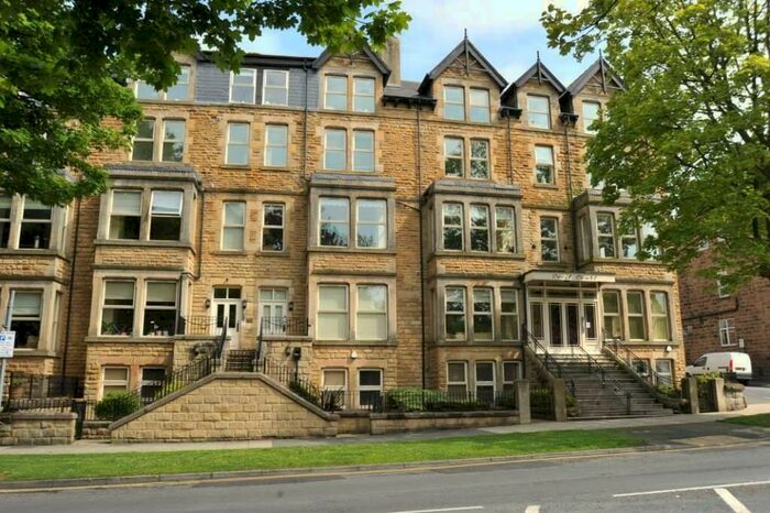 2 Bedroom Apartment To Rent In Valley Drive, Harrogate, HG2
