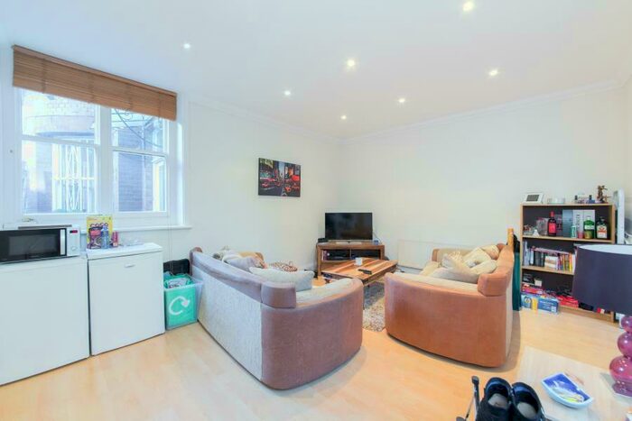 1 Bedroom Flat To Rent In Eton Avenue, Belsize Park, NW3